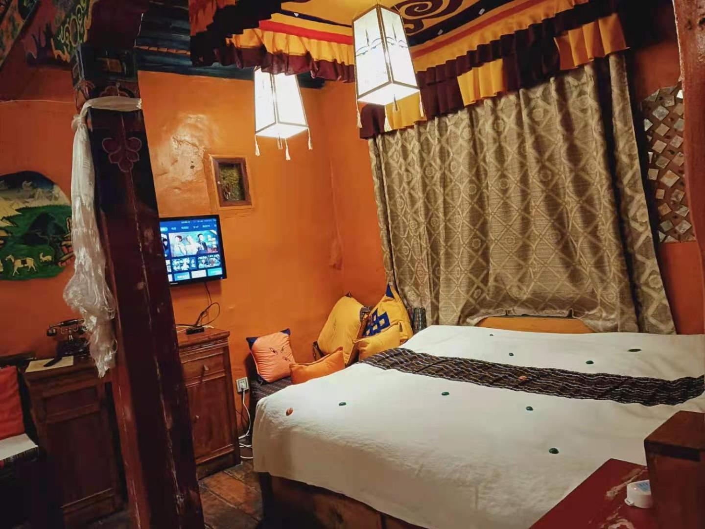 Shambhala Palace Hotel Lhasa Exteriör bild