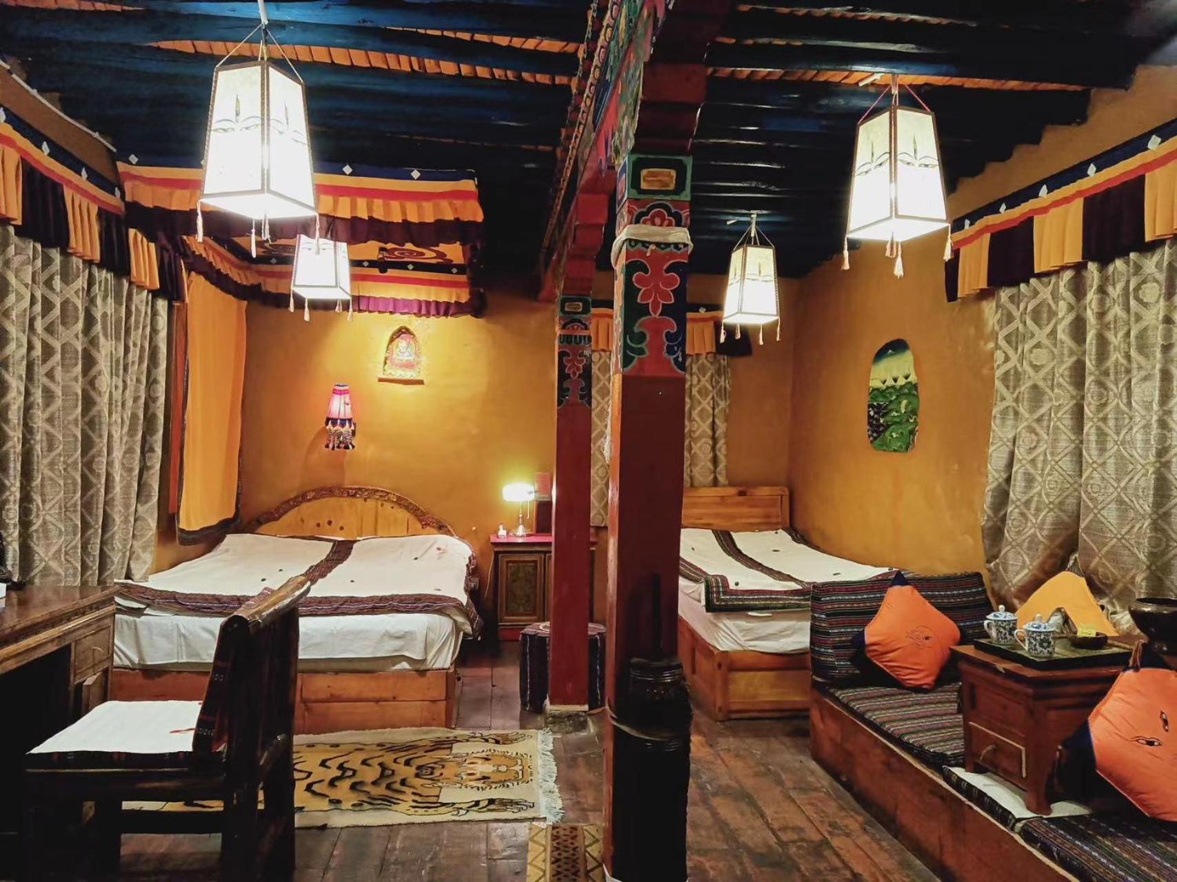 Shambhala Palace Hotel Lhasa Exteriör bild